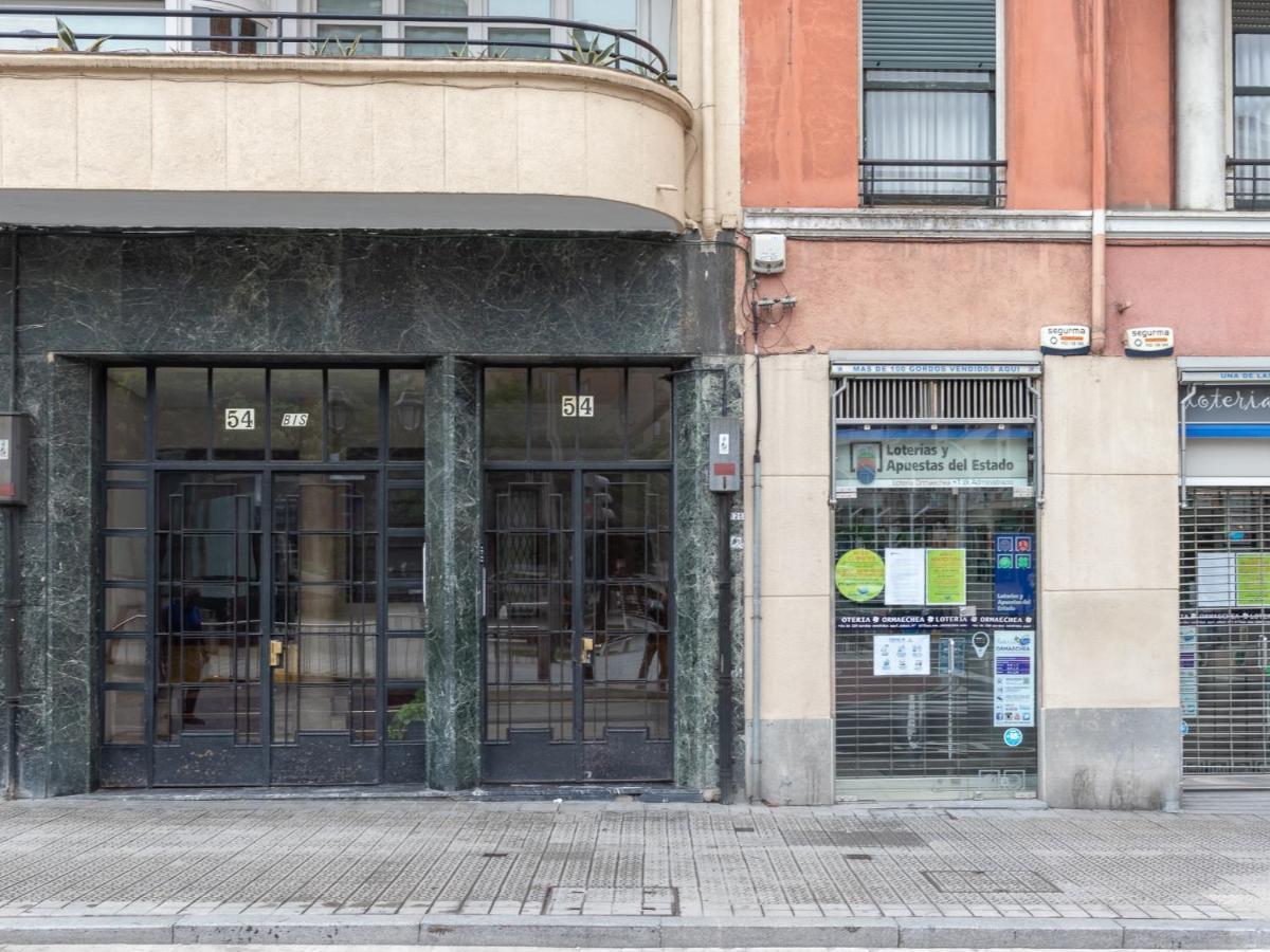 Indautxu Metro Next Stop Bilbao Eksteriør billede